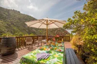 Ballots Bay Treehouse by HostAgents - บังกะโล