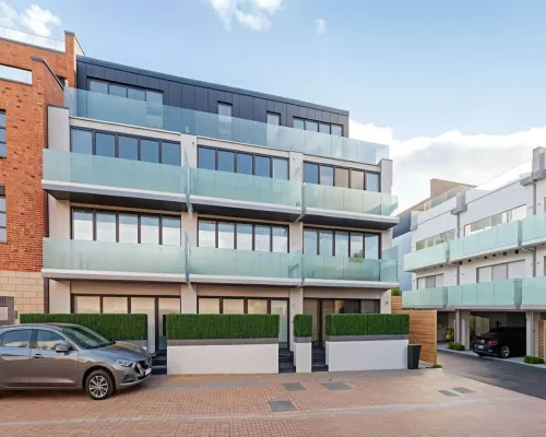 Elegant Family Apartment in Wimbledon Ξενοδοχεία στην πόλη Wimbledon