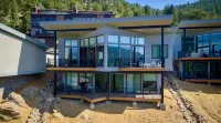 Azure Vista Vacation Home at Windcliff 3 Bedroom Home by Redawning - 3-نجوم