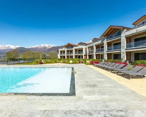 Garden Apartment C12 Hotel a Colico