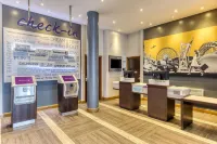 謝菲爾德城市中心安琪街Premier Inn - 停車場