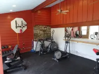 Brinckerhoff Inn - Gym