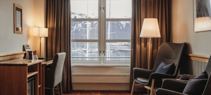 Home Hotel with Hotele w: Tromsø