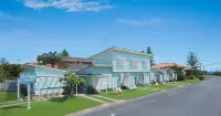 La Costa Beachside Motel