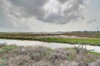 Newly Renovated Rockport Cottage 4 MIL Beach