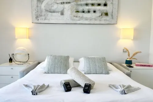 Elegant Retreat Near Monaco Private Terrace