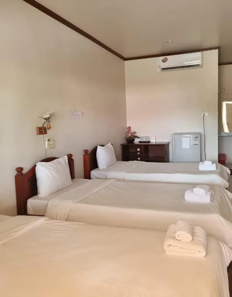 Triple Room - 3 People
