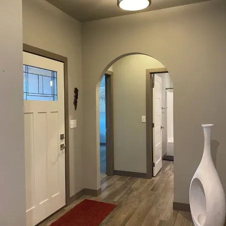 Luxury Spearfish Retreat-Hot Tub, Fireplace & Gourmet Kitchen-Near Black Hills