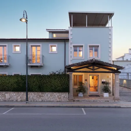 Marin Hotel