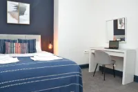 Manchester Ashton Suites - parking