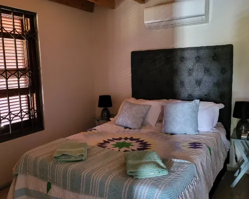 Unpretentious peaceful Cottage Hotels in Citrusdal