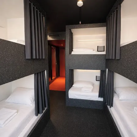 AMISTAT Hub Hostel Budapest