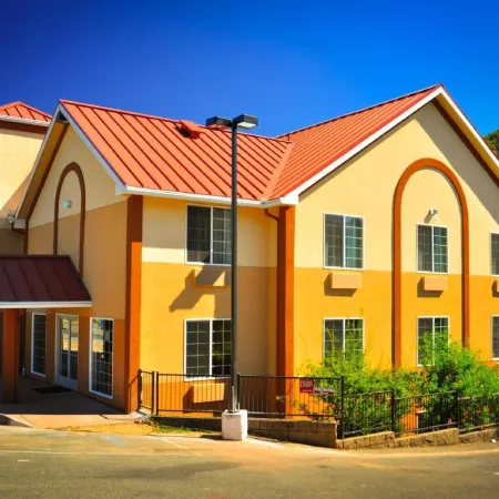 The Monarch Inn