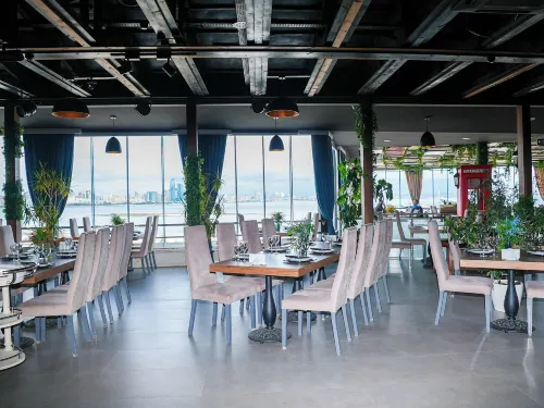 Park Dedeman Baku - Homestays