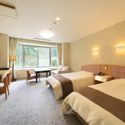 Minakami Onsen KKR Hotel Minakami Suimeiso โรงแรมใกล้สถานีโดไอ