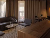 ميرسر مدريد Hotels near رِتيرو