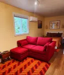 Cozy New Studio  in Charming Mount Vernon, Perfect for You and Your Pup - Wifi