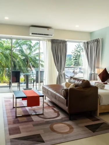 รูปภาพของConvenient Karon studio-walk to beach and market