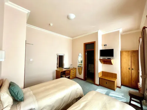 Rathbaun Hotel - Strand