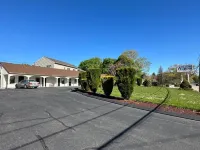 Welcome Inn - Motels