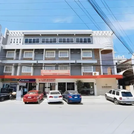 RedDoorz Plus @ Roxas Street Davao