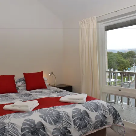 Akaroa Vista