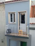 Chalas Bedroom - Barer