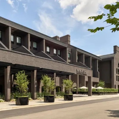 The Satire, Autograph Collection Hotels near Braddock Road