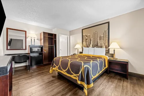 Super 8 by Wyndham San Diego Hotel Circle - Park Yeri