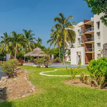 Acapulco Getaway Pool & Jacuzzi 2 BR