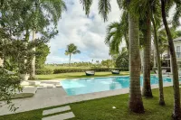 Luxurious Ocean and Golf View Villa staffed with Private Chef, Butler and Maid! - Villas
