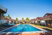 Sea Breeze Resort - 4-Star