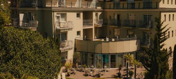Hotel Villa Laurus Отели в г. Мерано