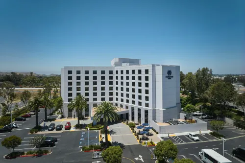 DoubleTree by Hilton Irvine Spectrum - Butik