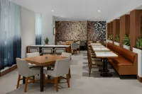 Embassy Suites by Hilton Madison Downtown - Morgenmad
