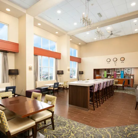 Hampton Inn & Suites by Hilton Barrie