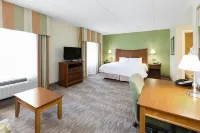 Hampton Inn & Suites Blairsville - parking