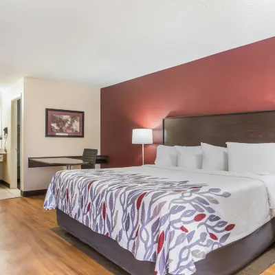 Red Roof Inn Albuquerque - Midtown Hotels near Tingley Beach
