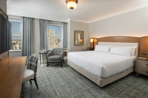 Hilton Milwaukee - 4 Sao
