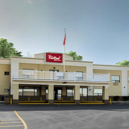 Red Roof Inn & Suites Newburgh - Stewart Airport/ West Point