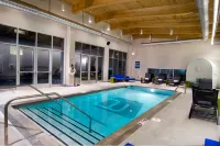 Aloft Chesapeake - مسبح