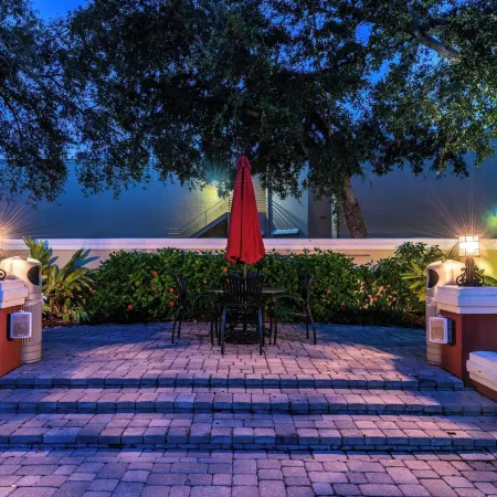 Holiday Inn Express & Suites BRADENTON WEST by IHG