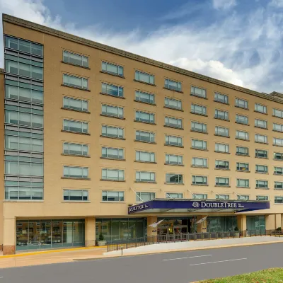 DoubleTree by Hilton St. Louis Forest Park Hotels near The Cathedral Basilica of St. Louis
