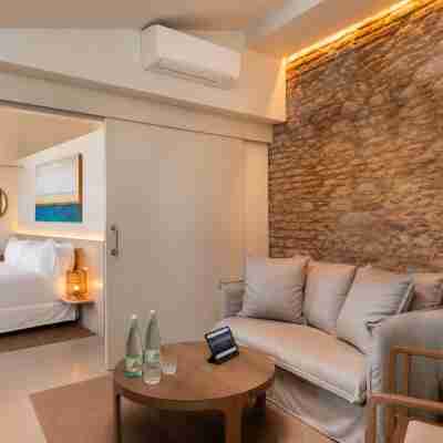 Coeo Fresca Signature Apartments Rooms