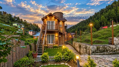 Wow Stayz2 Ashoka Grand in Chamba