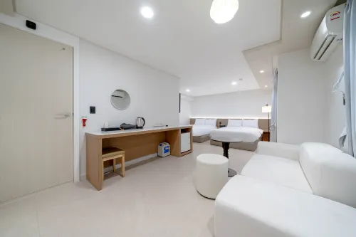 Samcheok Hotel Heritage - 2 ดาว