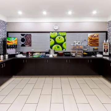La Quinta Inn & Suites by Wyndham Roswell
