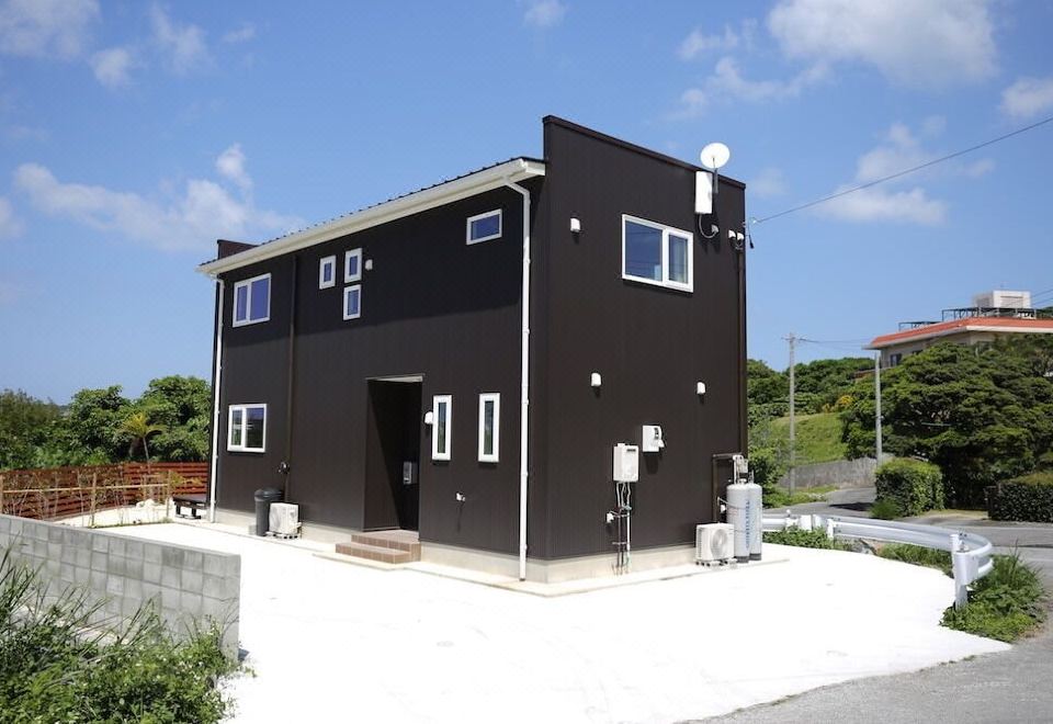 Irie House Motobu -Seven Hotels and Resorts- - Housity