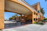 Quality Inn & Suites Westminster Seal Beach Hotels in Westminster