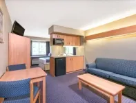 Microtel Inn & Suites by Wyndham Hazelton/Bruceton Mills Hôtels à : Wharton Township